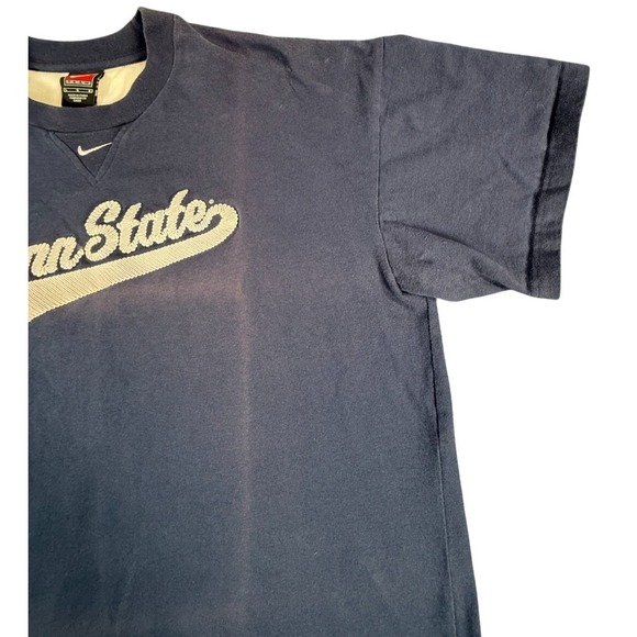 Vintage Penn State Script Embroidered Nike Team T-Shirt Sz L Fading Navy - Picture 3 of 12